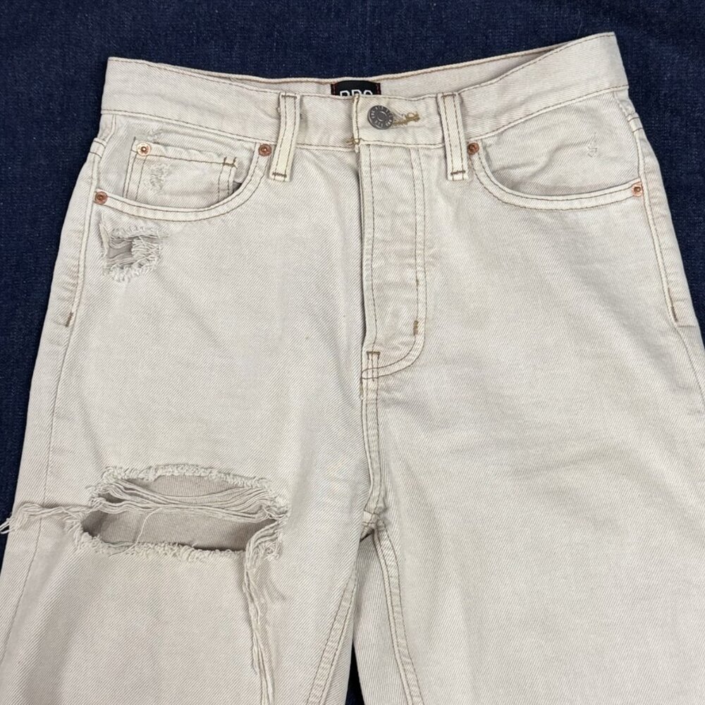 BDG Urban Outfitters Tan High Rise Straight Mom Jeans 26 - Picture 6 of 12